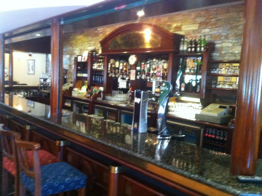 Mourne Country Hotel นิวรี ภายนอก รูปภาพ